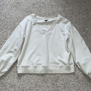 Target Cream Cropped V- Neck Pullover